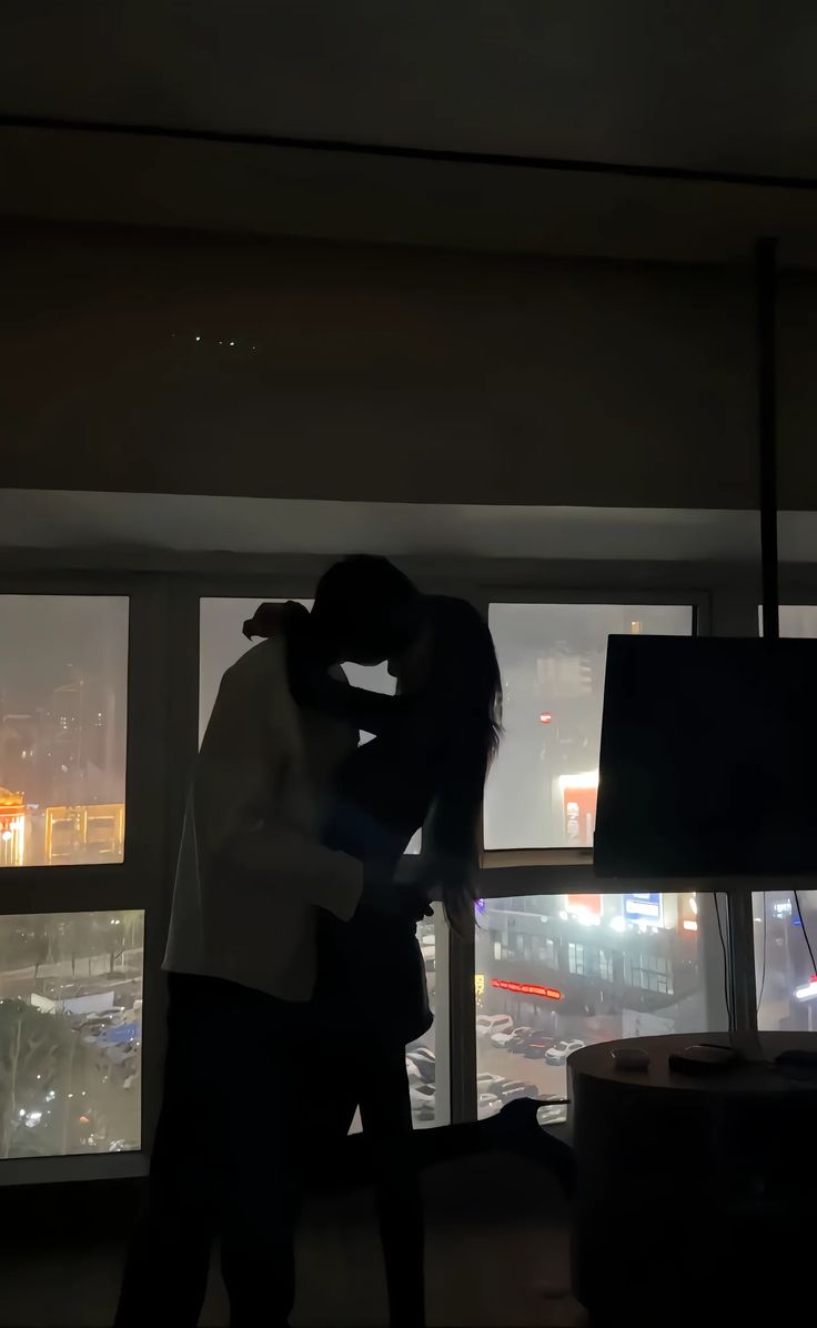 Xuyên Thành Nữ Chính Truyện H, Tôi Dụ Anh Trai Đến Nghiện